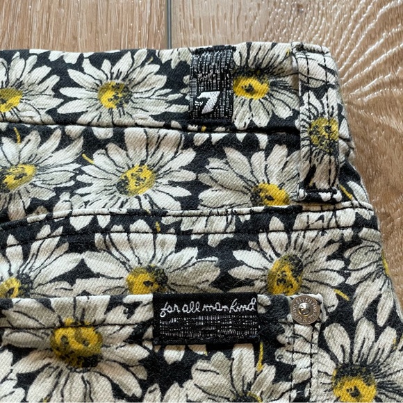7 For All Man Kind Lazy Daisy Jeans - Picture 7 of 16